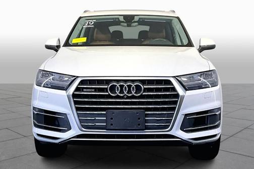 2019 Audi Q7 55 Premium Plus