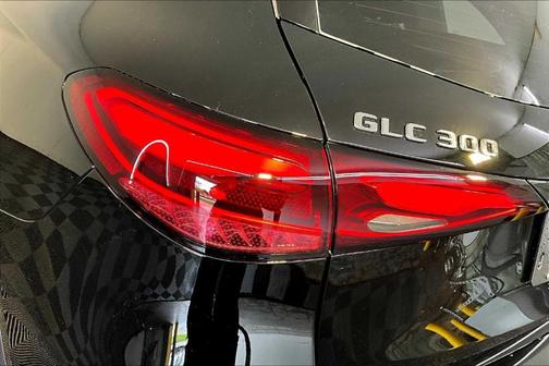 2025 Mercedes-Benz GLC 300 Base 4MATIC