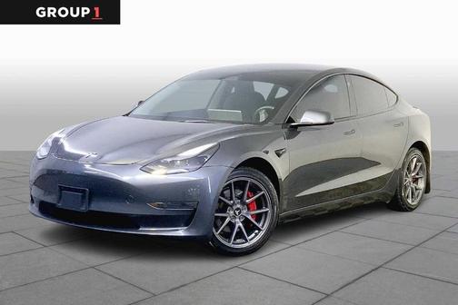 2022 Tesla Model 3 Long Range