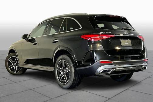 2026 Mercedes-Benz GLC 300 Base 4MATIC
