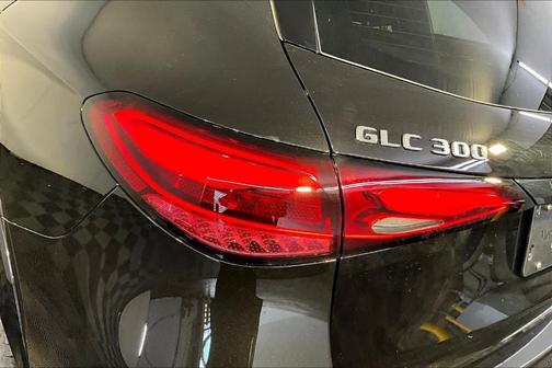 2026 Mercedes-Benz GLC 300 Base 4MATIC