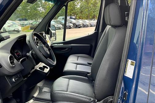 2025 Mercedes-Benz Sprinter 2500