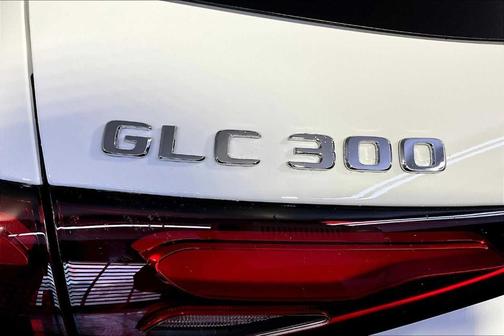 2026 Mercedes-Benz GLC 300 Base 4MATIC