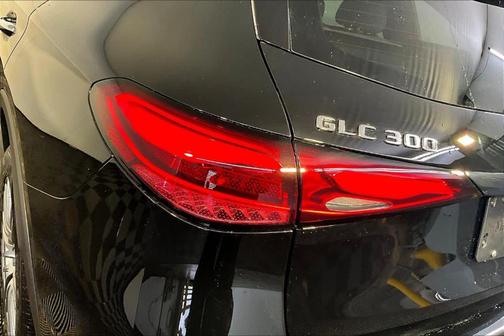 2026 Mercedes-Benz GLC 300 Base 4MATIC