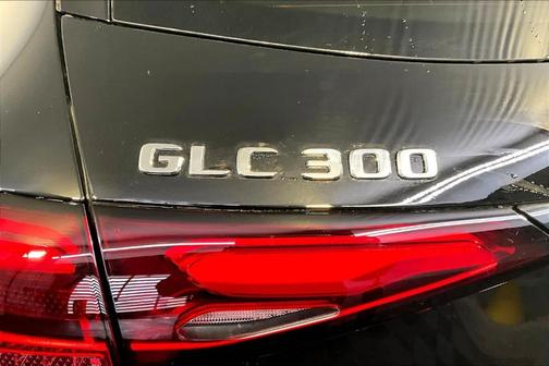 2026 Mercedes-Benz GLC 300 Base 4MATIC
