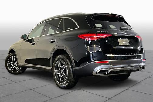 2026 Mercedes-Benz GLC 300 Base 4MATIC