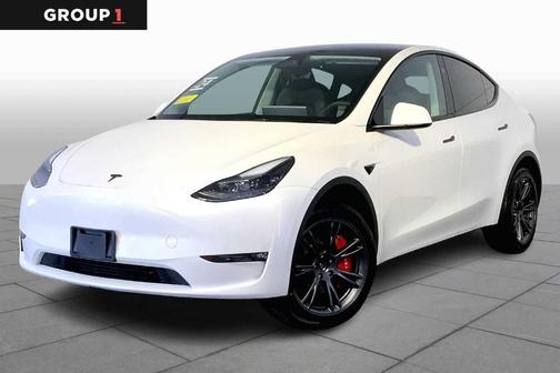 2024 Tesla Model Y Long Range