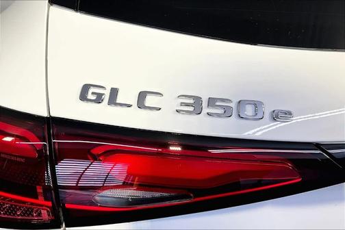 2025 Mercedes-Benz GLC 350e Base 4MATIC
