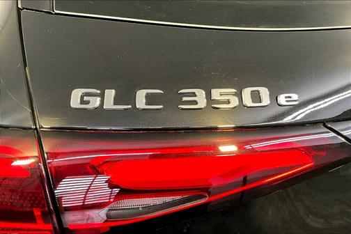 2025 Mercedes-Benz GLC 350e Base 4MATIC