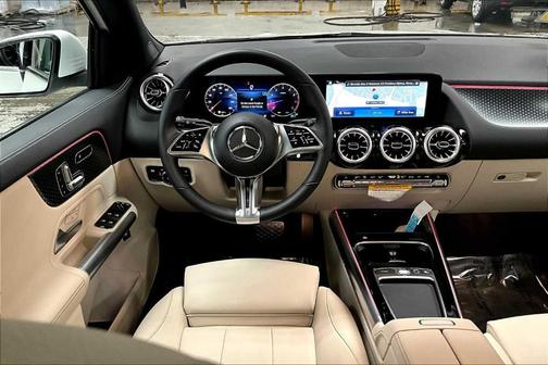 2025 Mercedes-Benz GLA 250 Base 4MATIC