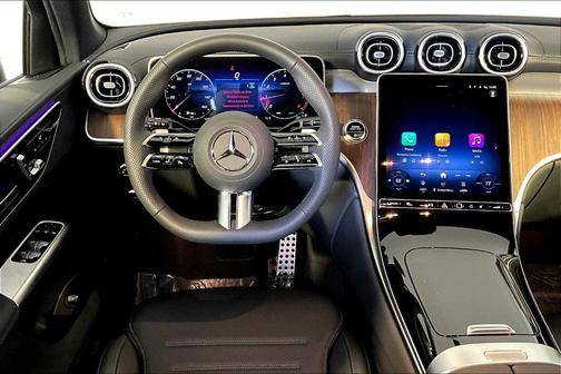 2025 Mercedes-Benz GLC 300 Base 4MATIC