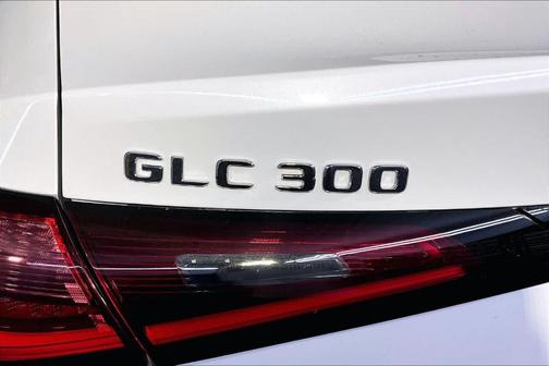 2026 Mercedes-Benz GLC 300 Base 4MATIC