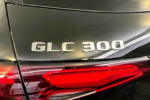 2026 Mercedes-Benz GLC 300 Base 4MATIC