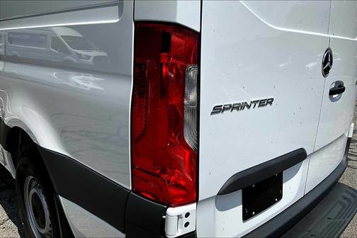 2025 Mercedes-Benz Sprinter 2500