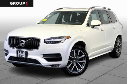 2018 Volvo XC90 T5 Momentum