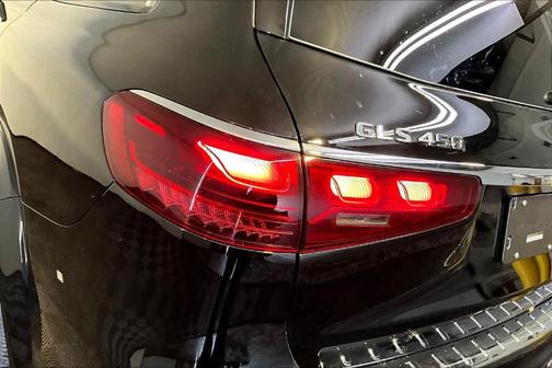 2026 Mercedes-Benz GLS 450 