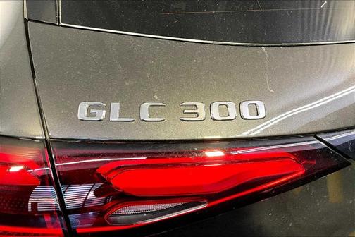 2026 Mercedes-Benz GLC 300 Base 4MATIC