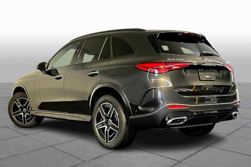 2026 Mercedes-Benz GLC 300 Base 4MATIC
