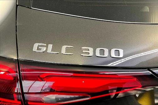 2026 Mercedes-Benz GLC 300 Base 4MATIC