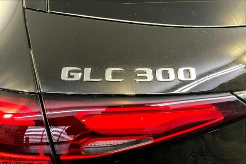 2026 Mercedes-Benz GLC 300 Base 4MATIC