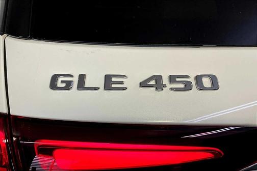 2026 Mercedes-Benz GLE 450 4MATIC