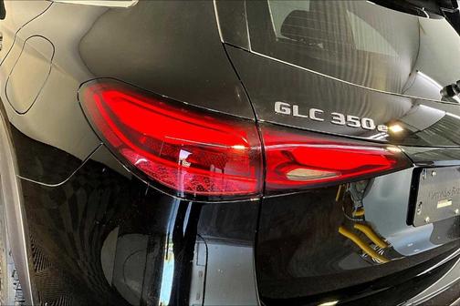 2025 Mercedes-Benz GLC 350e Base 4MATIC
