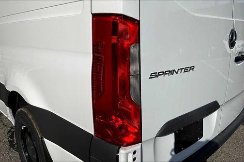 2025 Mercedes-Benz Sprinter 2500 