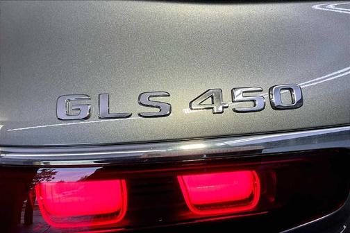 2026 Mercedes-Benz GLS 450 