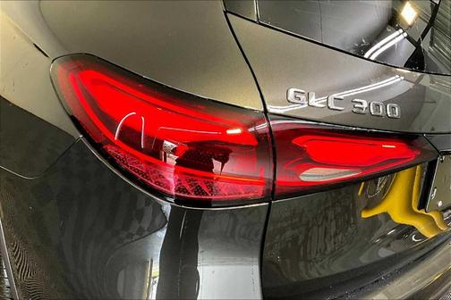 2026 Mercedes-Benz GLC 300 Base 4MATIC