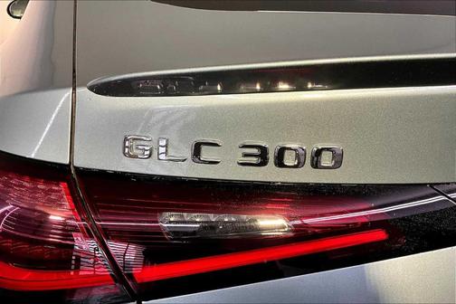2026 Mercedes-Benz GLC 300 Base 4MATIC