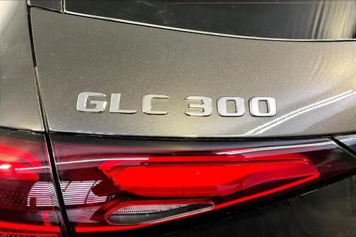 2026 Mercedes-Benz GLC 300 Base 4MATIC