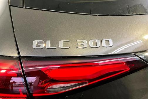 2026 Mercedes-Benz GLC 300 Base 4MATIC