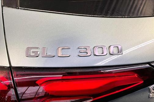 2026 Mercedes-Benz GLC 300 Base 4MATIC