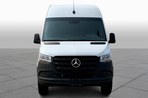2024 Mercedes-Benz Sprinter 2500