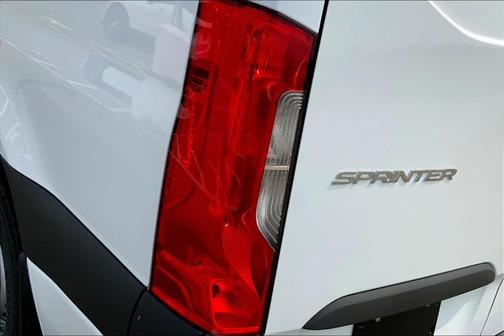 2024 Mercedes-Benz Sprinter 2500