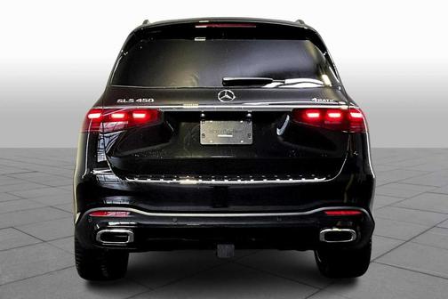 2026 Mercedes-Benz GLS 450