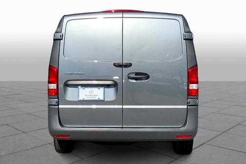 2023 Mercedes-Benz Metris Base