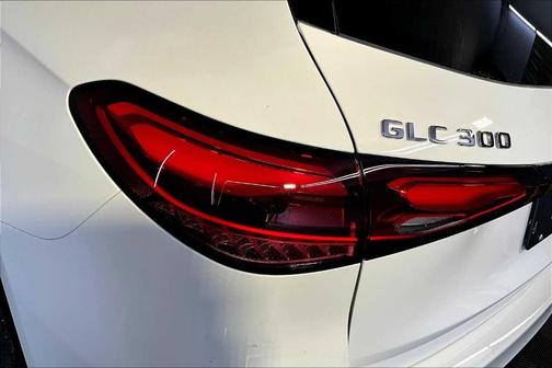 2025 Mercedes-Benz GLC 300 Base 4MATIC