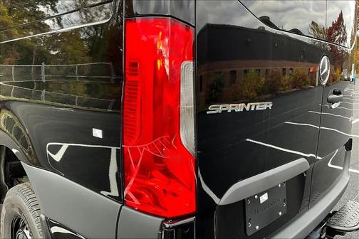 2026 Mercedes-Benz Sprinter 2500 Standard Roof