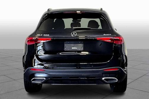 2025 Mercedes-Benz GLC 300 Base 4MATIC