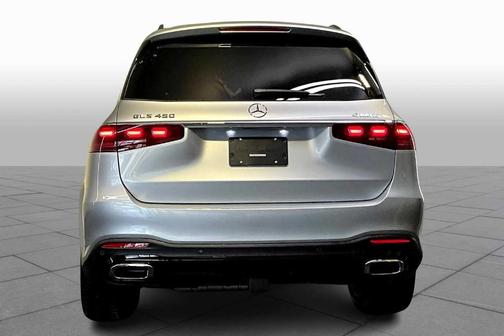 2026 Mercedes-Benz GLS 450 