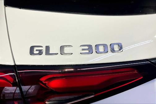 2025 Mercedes-Benz GLC 300 Base 4MATIC