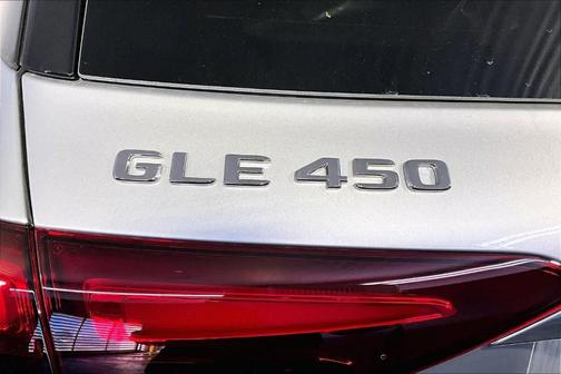 2026 Mercedes-Benz GLE 450 4MATIC