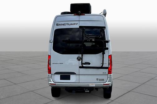 2020 Mercedes-Benz Sprinter 2500 