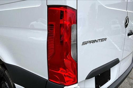 2025 Mercedes-Benz Sprinter 2500 