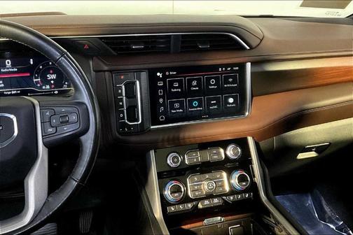 2022 GMC Yukon XL Denali