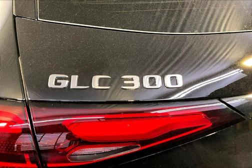 2026 Mercedes-Benz GLC 300 Base 4MATIC