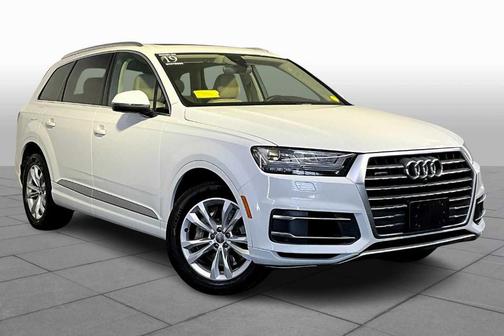2019 Audi Q7 55 Premium Plus