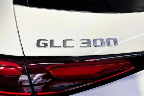 2025 Mercedes-Benz GLC 300 Base 4MATIC