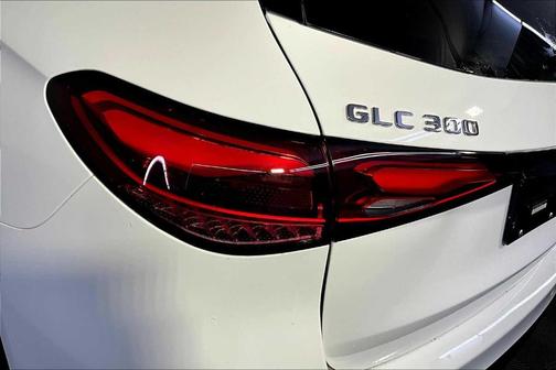 2025 Mercedes-Benz GLC 300 Base 4MATIC